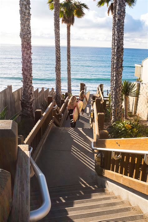 Surfing Conditions in Encinitas: A Detailed Analysis by Magic Seaweed